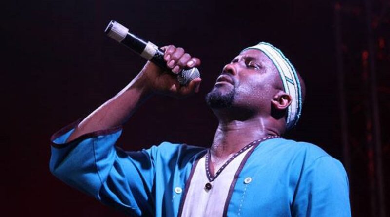 URingo ukhala ngokubhuliswa amazolo kuhle kwevukane
