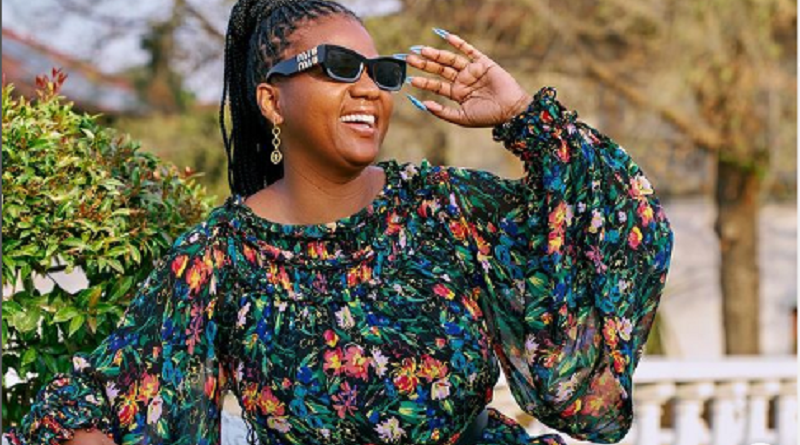 Uyabuya uMaMkhize, uthembisa ukuveza ubuyena bangempela